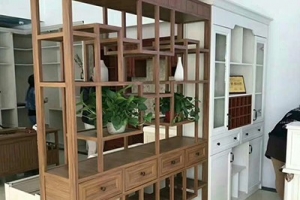 Assembly of industrial aluminum profiles