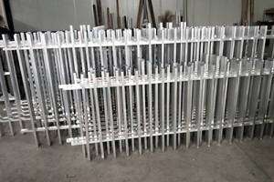 Assembly of industrial aluminum profiles
