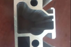 Automatic mechanical arm aluminium profile