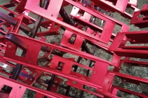 Aluminium Profile with Red Color Anodic Oxidation