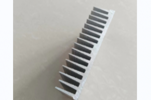 Precision sawing of radiator industrial aluminum profiles